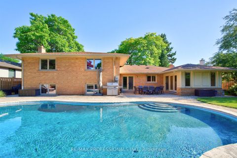 Photo 49 at 28 Aylesbury Road, Rosethorn, Toronto