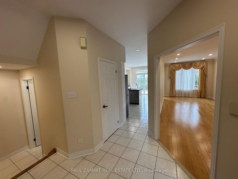 Photo 4 at 103 Scoville Square, Milliken, Toronto