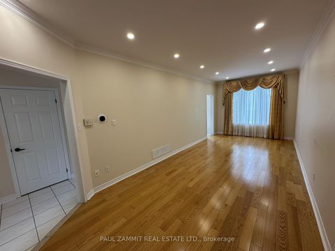 Photo 6 at 103 Scoville Square, Milliken, Toronto