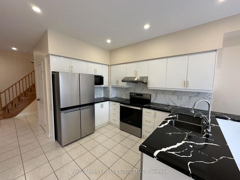 Photo 9 at 103 Scoville Square, Milliken, Toronto