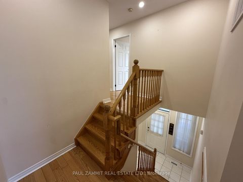 Photo 12 at 103 Scoville Square, Milliken, Toronto