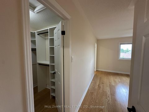 Photo 17 at 103 Scoville Square, Milliken, Toronto