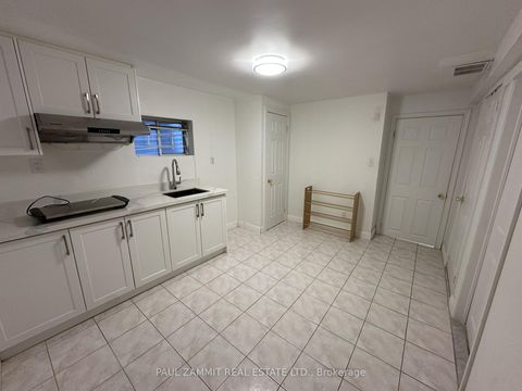 Photo 26 at 103 Scoville Square, Milliken, Toronto