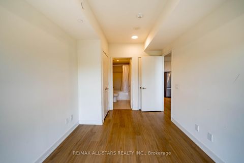 Photo 8 at 605 - 10 Deerlick Court, Donalda, Toronto