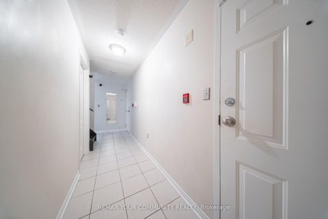 Photo 4 at 48 - 651F Warden Avenue, Birchmount, Toronto
