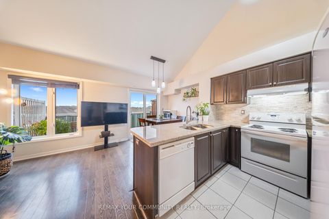 Photo 20 at 48 - 651F Warden Avenue, Birchmount, Toronto