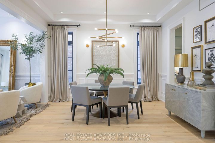 Photo 5 at 20 Arrowstook Road, Bayview Village, Toronto
