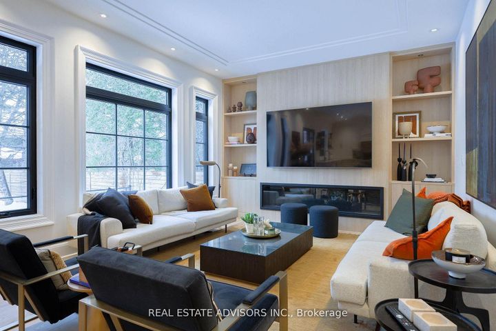 Photo 15 at 20 Arrowstook Road, Bayview Village, Toronto