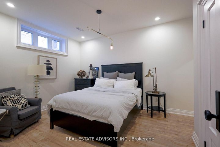 Photo 42 at 20 Arrowstook Road, Bayview Village, Toronto