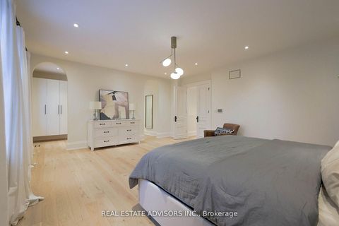 Photo 24 at 20 Arrowstook Road, Bayview Village, Toronto