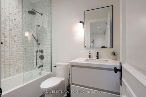Photo 30 at 20 Arrowstook Road, Bayview Village, Toronto