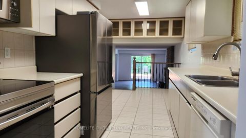 Photo 23 at 79 Yatesbury Road, Steeles, Toronto