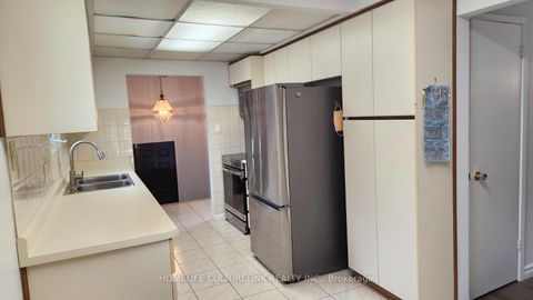 Photo 27 at 79 Yatesbury Road, Steeles, Toronto