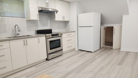 Photo 31 at 79 Yatesbury Road, Steeles, Toronto