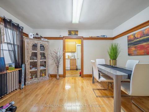 Photo 8 at 2275 Queen Street E, The Beaches, Toronto