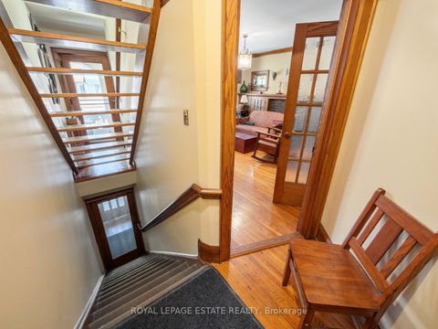 Photo 13 at 2275 Queen Street E, The Beaches, Toronto