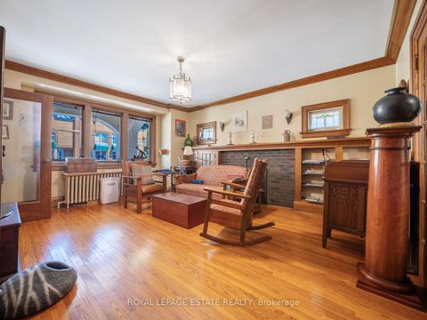 Photo 14 at 2275 Queen Street E, The Beaches, Toronto