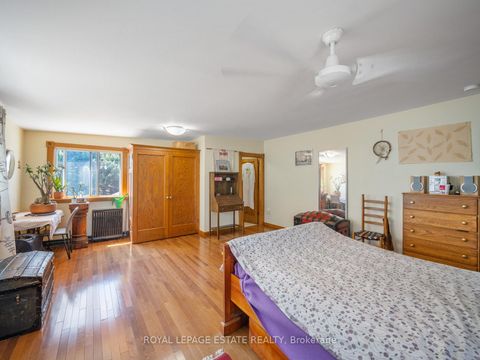 Photo 31 at 2275 Queen Street E, The Beaches, Toronto