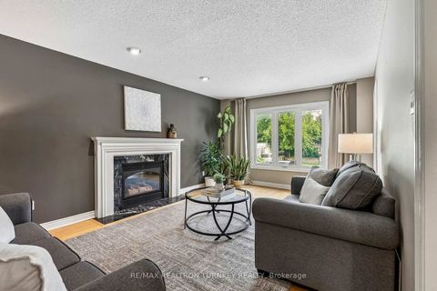Photo 6 at 638 Gagnon Place, Wyndham, Newmarket