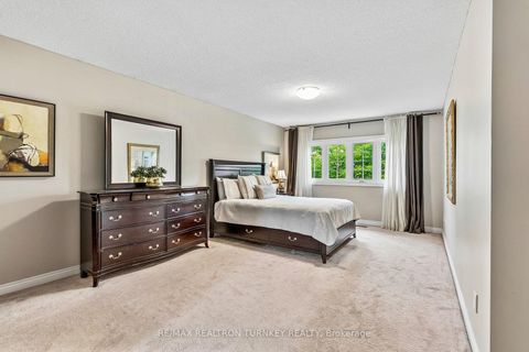 Photo 28 at 638 Gagnon Place, Wyndham, Newmarket