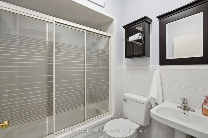 Photo 13 at 35 Chatham Street, Kirkendall, Hamilton