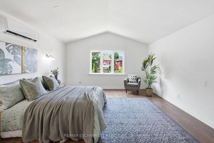 Photo 19 at 35 Chatham Street, Kirkendall, Hamilton