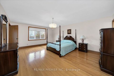 Photo 21 at 100 Hallsport Crescent, CFB, Toronto