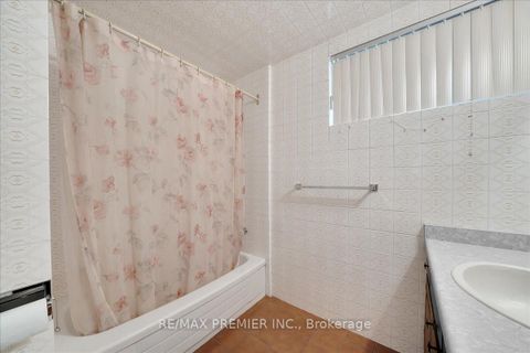 Photo 43 at 100 Hallsport Crescent, CFB, Toronto
