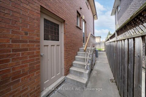 Photo 49 at 100 Hallsport Crescent, CFB, Toronto