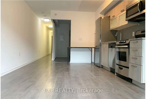 Photo 3 at 611E - 36 Lisgar Street, Little Portugal, Toronto