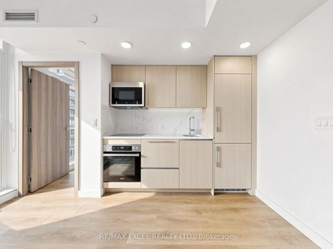 Photo 13 at 2909 - 38 Widmer Street, Waterfront Communities C1, Toronto