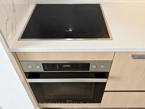 Photo 14 at 2909 - 38 Widmer Street, Waterfront Communities C1, Toronto
