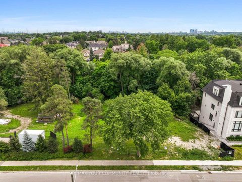 Photo 4 at 7 Birch Avenue W, South Richvale, Richmond Hill
