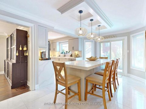 Photo 13 at 98 Arrowhead Drive, East Woodbridge, Vaughan