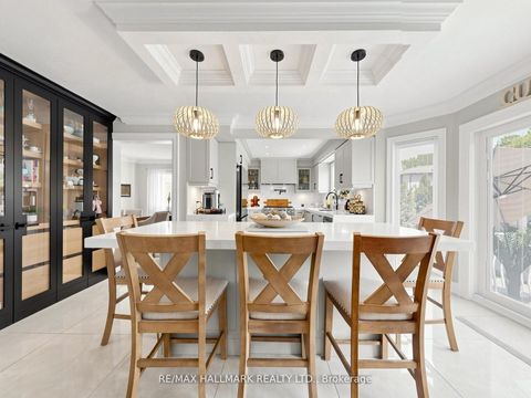 Photo 14 at 98 Arrowhead Drive, East Woodbridge, Vaughan