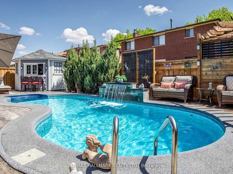 Photo 46 at 98 Arrowhead Drive, East Woodbridge, Vaughan