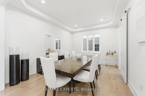 Photo 18 at 54 Winthrop Crescent, Vellore Village, Vaughan
