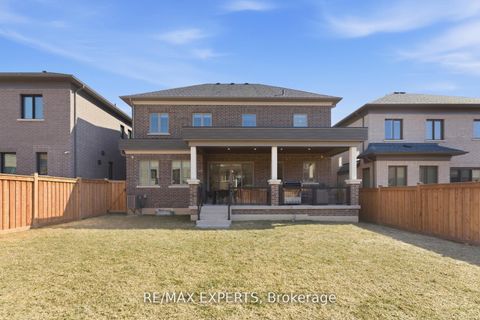 Photo 45 at 54 Winthrop Crescent, Vellore Village, Vaughan