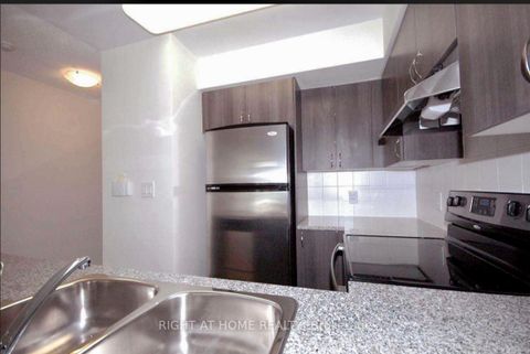 Photo 8 at 1116 - 35 Hollywood Avenue, Willowdale East, Toronto