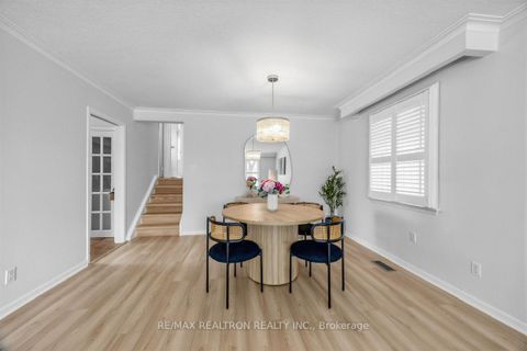 Photo 2 at 34 Marilake Drive, Malvern West, Toronto