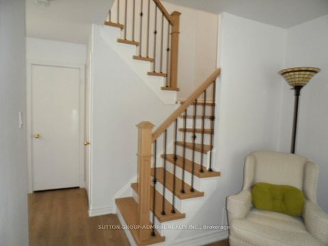 Photo 1 at 65 Delaney Crescent, Northwest, Barrie
