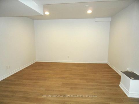 Photo 10 at 65 Delaney Crescent, Northwest, Barrie