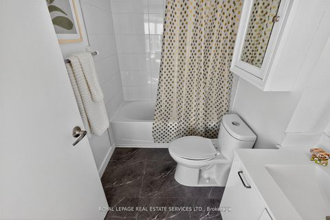 Photo 14 at 1318 - 38 Joe Shuster Way, South Parkdale, Toronto