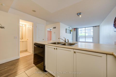 Photo 9 at 312 - 18 Parkview Avenue, Willowdale East, Toronto