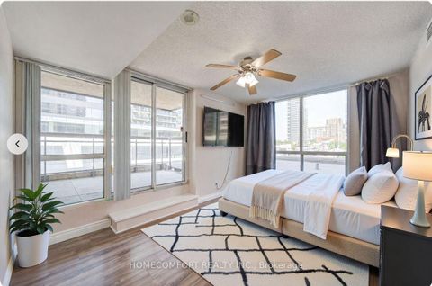 Photo 17 at 312 - 18 Parkview Avenue, Willowdale East, Toronto