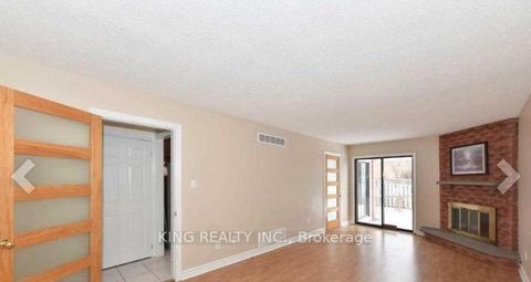Photo 2 at 526 Grove Street E, Grove East, Barrie
