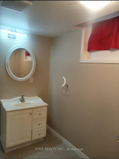 Photo 9 at 526 Grove Street E, Grove East, Barrie