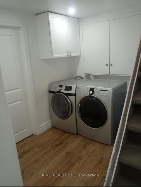 Photo 13 at 526 Grove Street E, Grove East, Barrie
