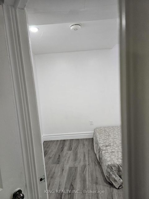 Photo 17 at 526 Grove Street E, Grove East, Barrie