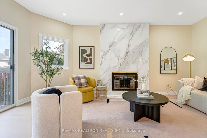 Photo 15 at 27 Captain Francis Drive, Buttonville, Markham